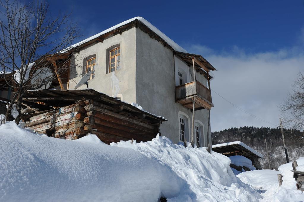 Guest House Murkvam Tvebishi Buitenkant foto